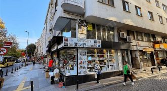 Ortaköy’De Cadde Üzeri Köşe Binada Bağımsız Girişli