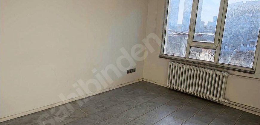 Nispetiye Caddesi Üzerinde Mükemmel Konumda 2+1 80 m2 Ofis