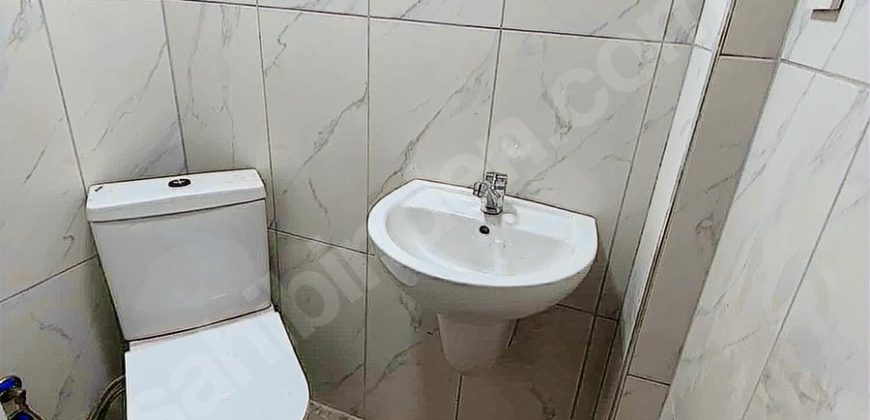 Ortaköy’de Cadde Üzerinde Stüdyo