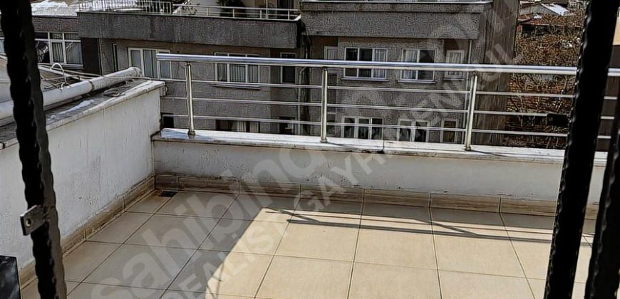 Sahile Yakın Cadde Üzeri Köprü Ve Deniz Manzaralı Dublex Daire