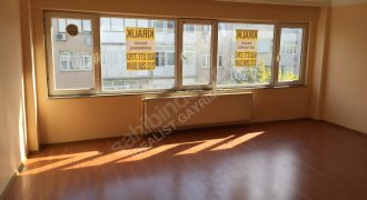 Ortaköy Dereboyu Caddesinde Tüm Ulaşıma Yakın Masrafsız Daire