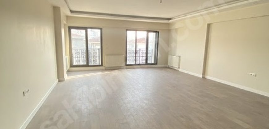 Etiler Nispetiye Caddesinde Yeni Binada 3+1 Daire