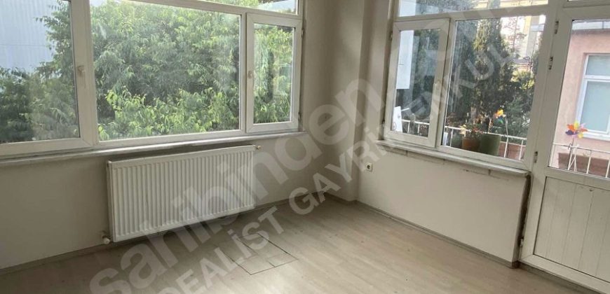 Ortaköy’de 2+1 Köşe Balkonlu Ferah Daire