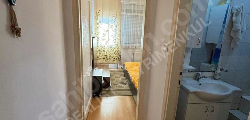 Ortaköy’de Sahile Yakın Nezih Sokakta 2+1 Ferah Daire