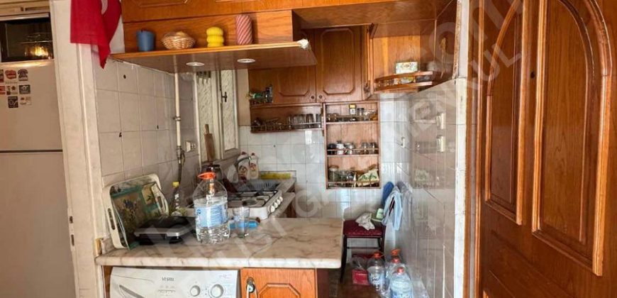 Ortaköy’de Sahile Yakın Nezih Sokakta 2+1 Ferah Daire