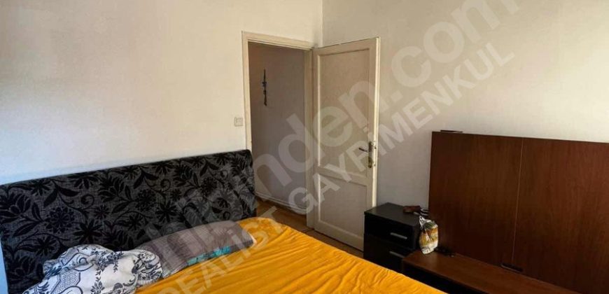 Ortaköy’de Sahile Yakın Nezih Sokakta 2+1 Ferah Daire