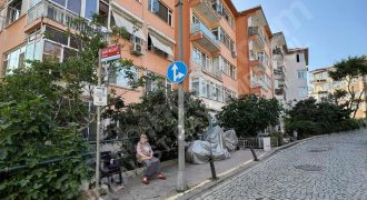 Ortaköy’de Sahile Yakın Nezih Sokakta 2+1 Ferah Daire
