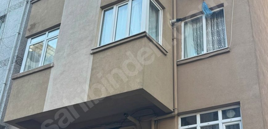 Ortaköy Sahile Caddeye Yakın Ara Kat Daire