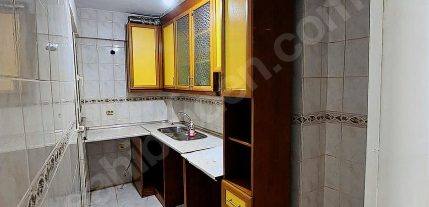 Sahile Dereboyu Caddesine Yakın 2+1 Kullanışlı Daire