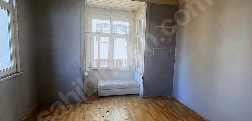 Ortaköy’Ulus’a Yakın Konumda Müstakil Tarihi Eser