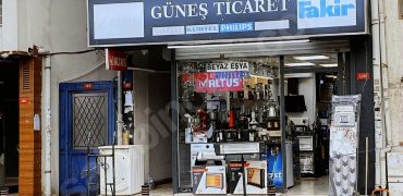 Ortaköyde Cadde Üzeri Mükemmel Konumda