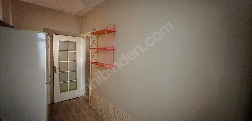 Dereboyu Caddesine 50 mt sahile yakın konumda kullanışlı daire