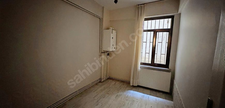 Dereboyu Caddesine 50 mt sahile yakın konumda kullanışlı daire