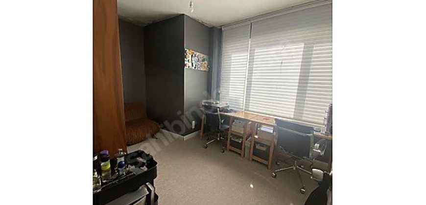 Ortaköy’De Sahile Yakın Konumda Ara 3+1 Balkonlu Masrafsız Daire