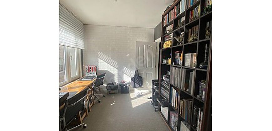 Ortaköy’De Sahile Yakın Konumda Ara 3+1 Balkonlu Masrafsız Daire