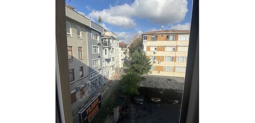 Ortaköy’De Sahile Yakın Konumda Ara 3+1 Balkonlu Masrafsız Daire