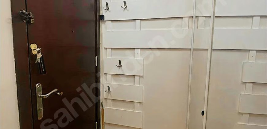 Ortaköy’de sahile yakın konumda full eşyalı mobilyalı 1+1 daire