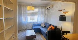 Ortaköy’de sahile yakın konumda full eşyalı mobilyalı 1+1 daire