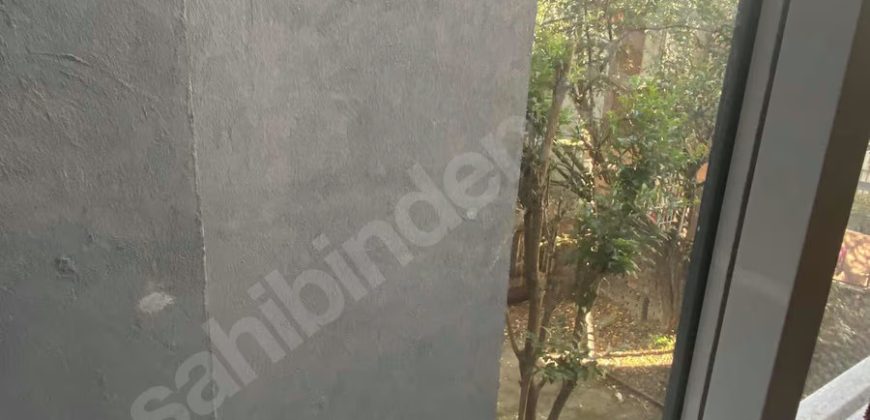 Ortaköy’de sahile yakın konumda full eşyalı mobilyalı 1+1 daire