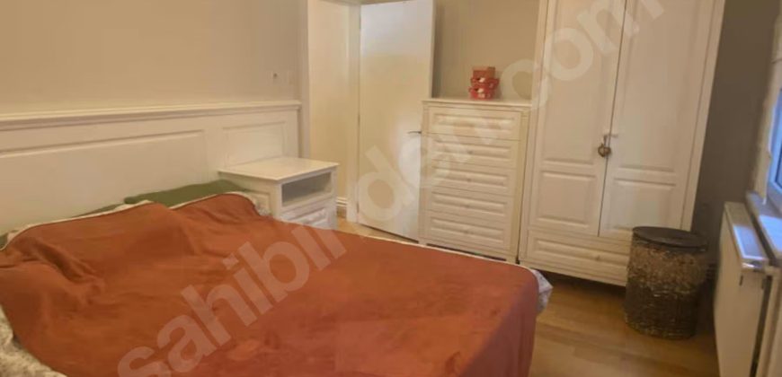 Ortaköy’de sahile yakın konumda full eşyalı mobilyalı 1+1 daire