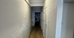 ORTAKÖY’DE İÇİ KOMPLE YENİLENMİŞ SAHİLE YAKIN KONUMDA 2+1 DAİRE