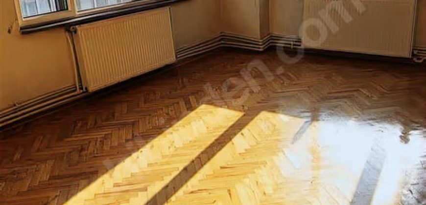 ORTAKÖY’DE MERKEZİ KONUMDA KÖŞE BALKONLU 3+1 MASRAFSIZ DAİRE