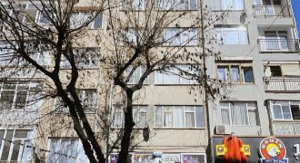 Ortaköy’De Cadde Üzerinde Sahile Yakın Ara Kat Yatırımlık Daire