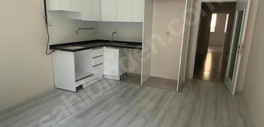 Yeni Binada Cadde 40 Mt 1+1 Daire