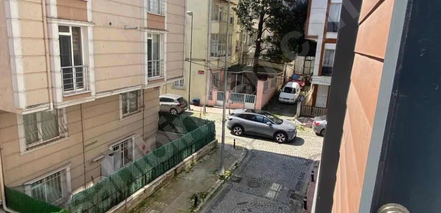 Yeni Binada Cadde 40 Mt 1+1 Daire