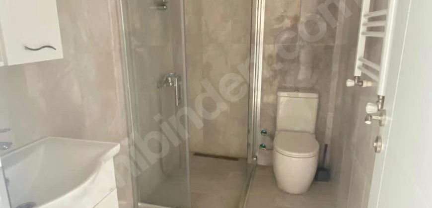 Yeni Binada Cadde 40 Mt 1+1 Daire