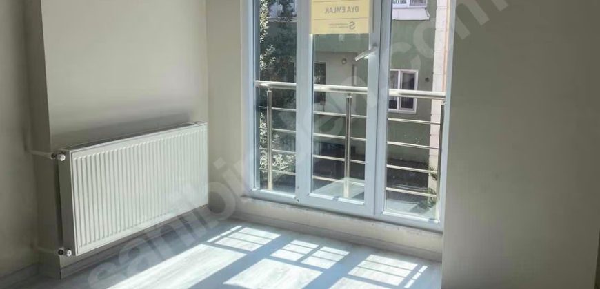 Yeni Binada Cadde 40 Mt 1+1 Daire