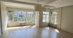 Levazım Birkent Sitesinde 3.Kat Balkonlu Köşe Masrafsız Daire