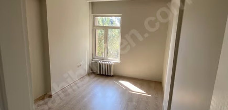 Levazım Birkent Sitesinde 3.Kat Balkonlu Köşe Masrafsız Daire