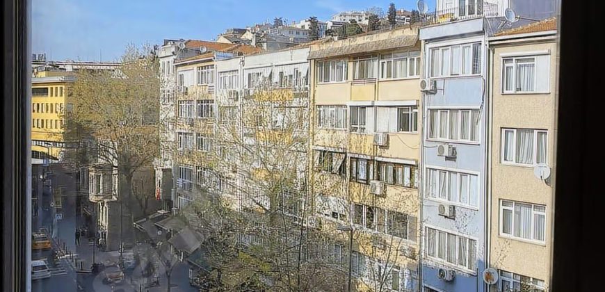 Ortaköy’De Sahile Yakın Konumda Masrafsız 2+1 Daire