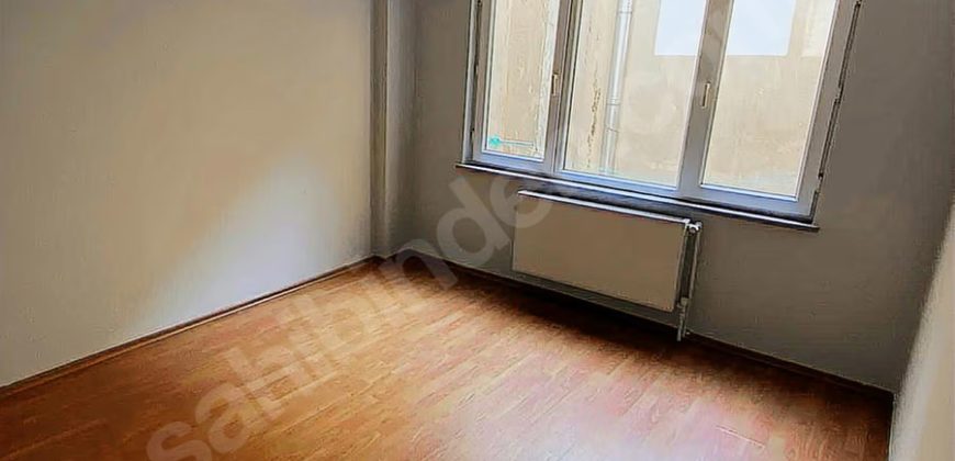 Ortaköy’De Sahile Yakın Konumda Masrafsız 2+1 Daire