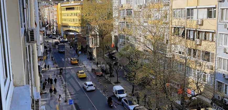 Ortaköy’De Sahile Yakın Konumda Masrafsız 2+1 Daire