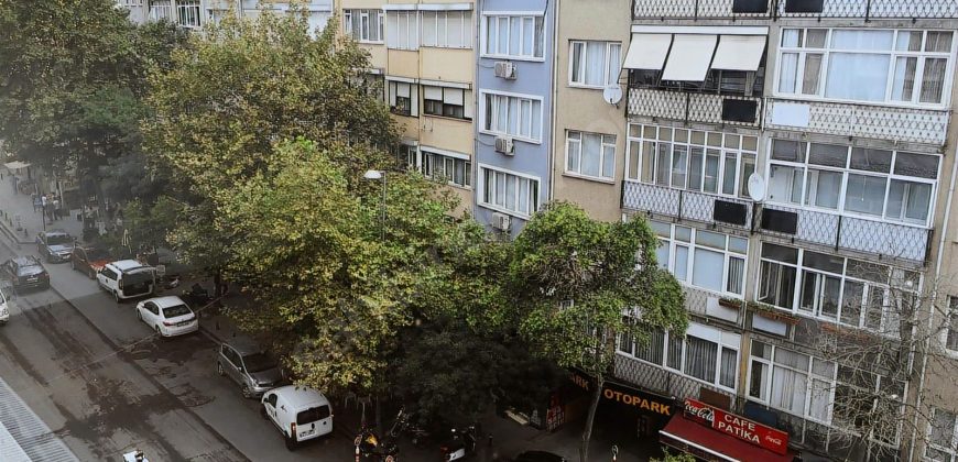 Ortaköy’De Sahile Yakın Konumda Masrafsız 2+1 Daire