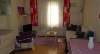 Ortaköy’De Sahile Ve Caddeye Yakın Konumda 1+1 Ara Kat Daire