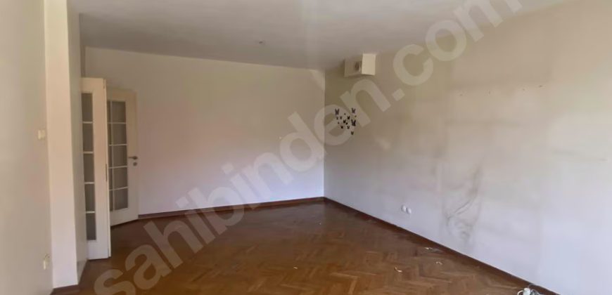 Ortaköy Palanga Caddesi Yıldız Parkı Yanında 3+1