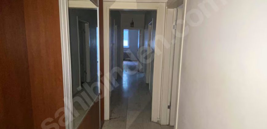 Ortaköy Palanga Caddesi Yıldız Parkı Yanında 3+1
