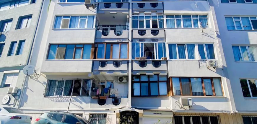 Ortaköy Palanga Caddesi Yıldız Parkı Yanında 3+1