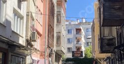 Ortaköy’De Sahile Yakın Konumda Manzaralı Teraslı 3+1 Daire