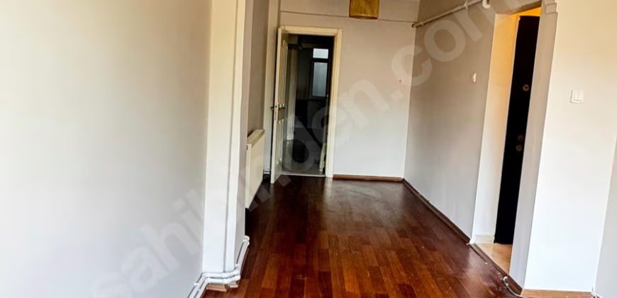 Ortaköy’De Cadde Üzerinde Önü Ferah 1+1 Masrafsız Mükemmek Daire